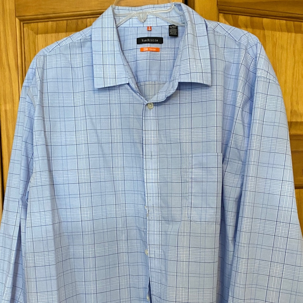 Van Heusen Men's Light Blue Checkered Shirt